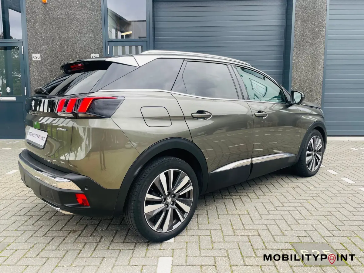 1.2 PureTech GT Line|Pano|Camera|Carplay|Cruise