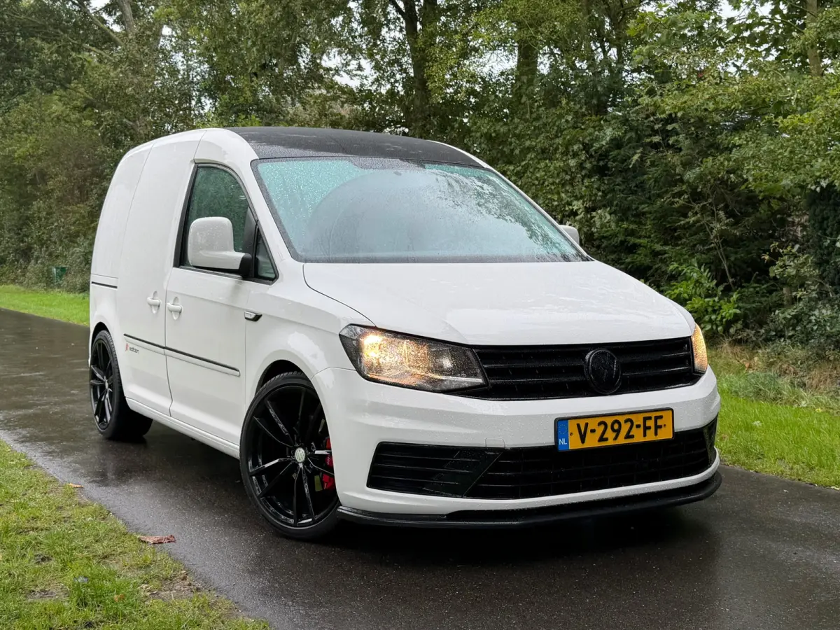 2.0 TDI L1H1 BMT Trendline | RS-Leder + Carplay + Camera Nu € 11.975,-!!!