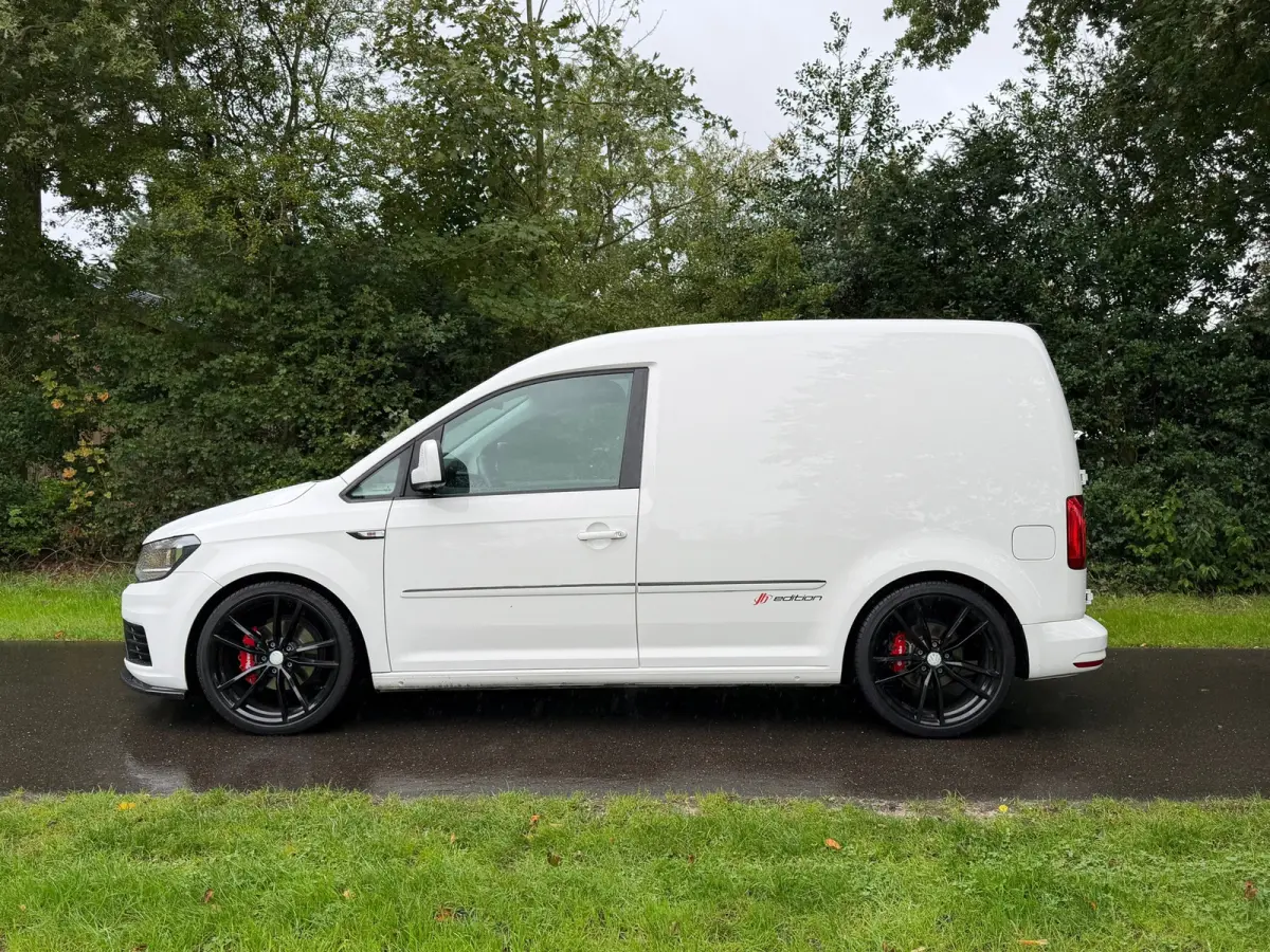 2.0 TDI L1H1 BMT Trendline | RS-Leder + Carplay + Camera Nu € 11.975,-!!!