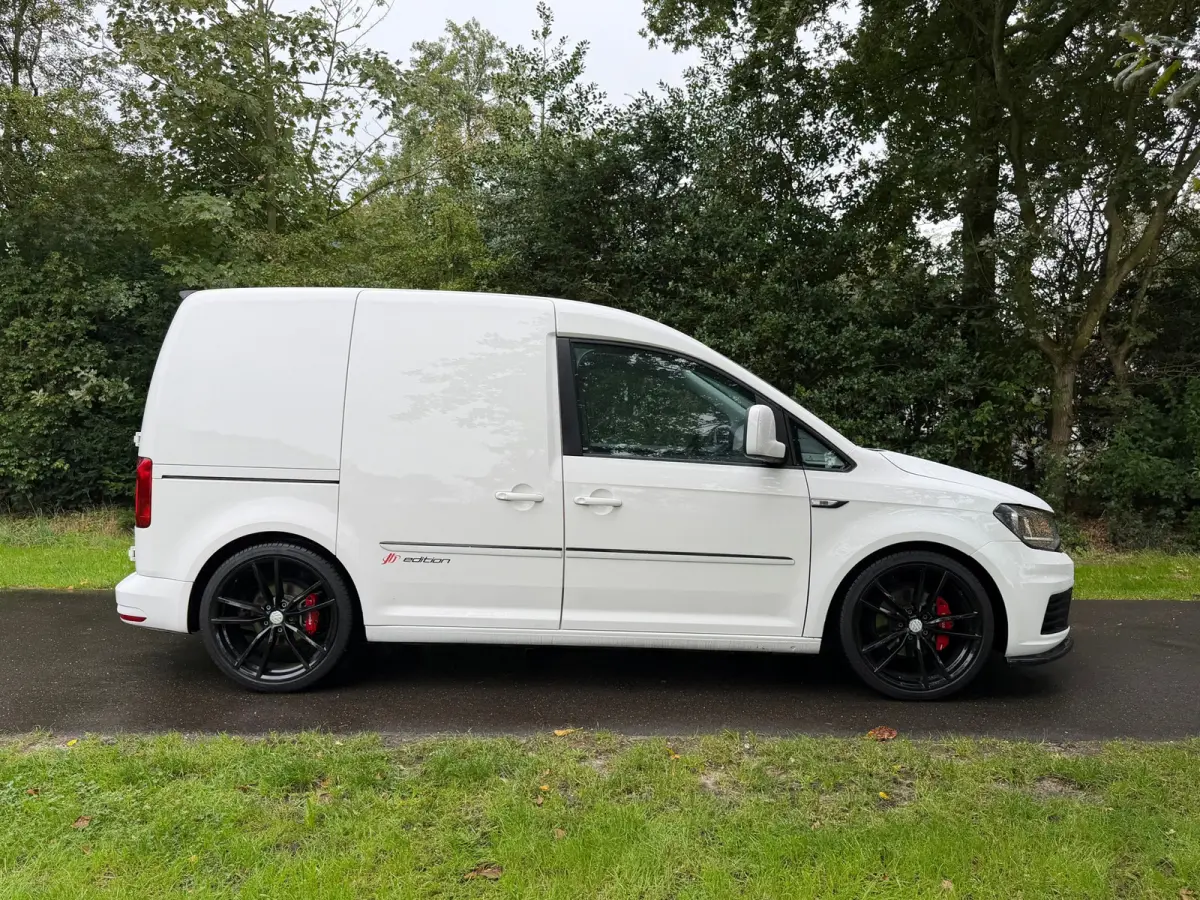 2.0 TDI L1H1 BMT Trendline | RS-Leder + Carplay + Camera Nu € 11.975,-!!!
