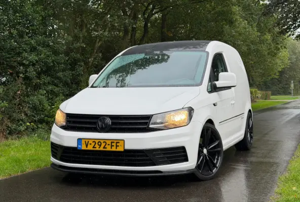 2.0 TDI L1H1 BMT Trendline | RS-Leder + Carplay + Camera Nu € 11.975,-!!!