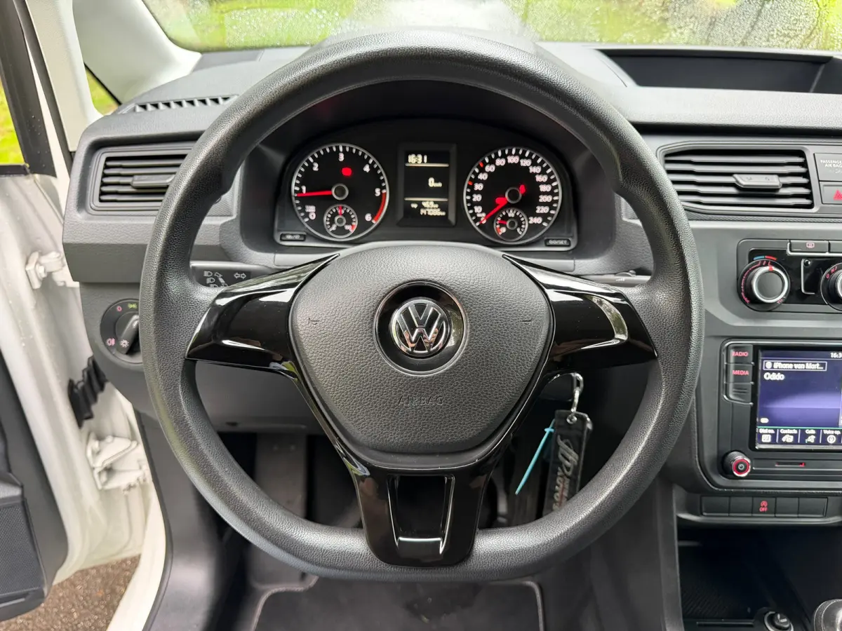 2.0 TDI L1H1 BMT Trendline | RS-Leder + Carplay + Camera Nu € 11.975,-!!!