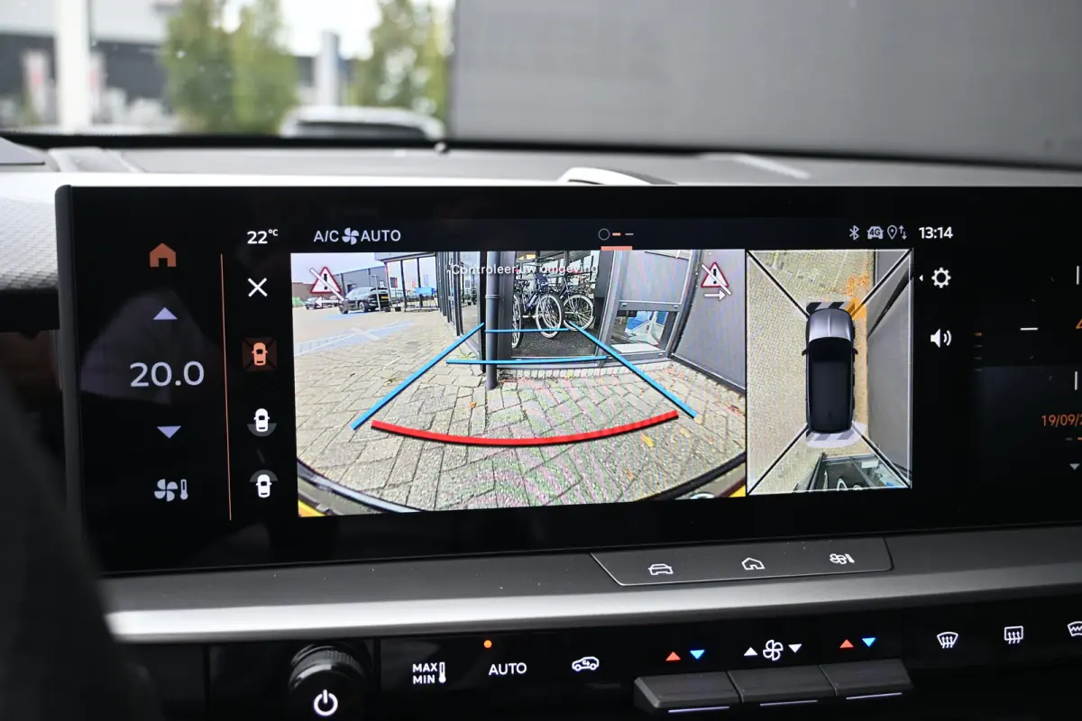 Business Edition 97 kWh Long Range DEMO-DEAL! Tot 8 Jaar Garantie! | Schuif-/Kanteldak | FOCAL | Adaptive Cruise | LED-Matrix | Stuur/Stoelverwarming |