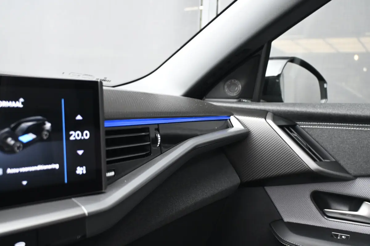 Business Edition 97 kWh Long Range DEMO-DEAL! Tot 8 Jaar Garantie! | Schuif-/Kanteldak | FOCAL | Adaptive Cruise | LED-Matrix | Stuur/Stoelverwarming |