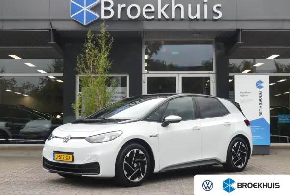 First 58 kWh | SOH 89% | ADAPTIVE CRUISE | STOEL+STUURVERWARMING | PARKEERSENSOREN V+A | NAVI | LMV 18" | APPLE CARPLAY / ANDROID AUTO |