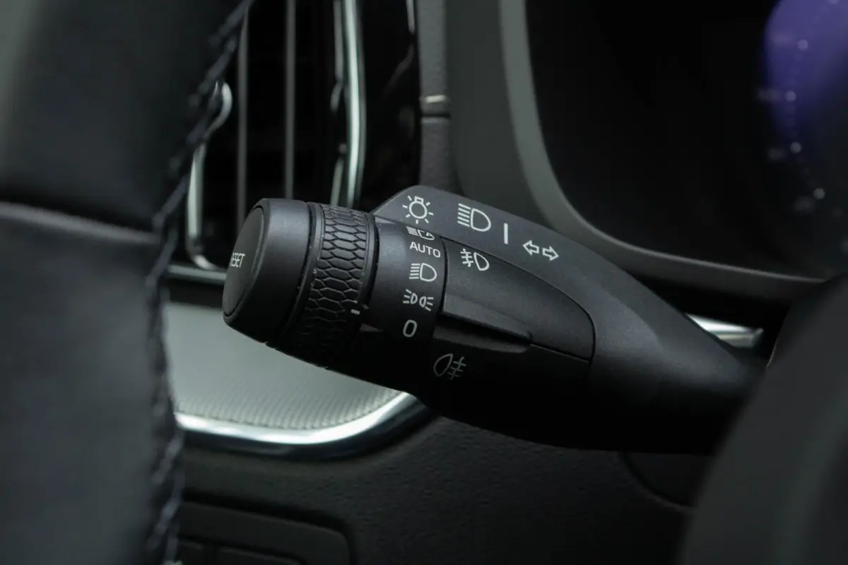 2.0 T6 PHEV AWD R-Design|360 Camera|Trekhaak|Harmann|HUD|Stoel+Stuurverwarming|