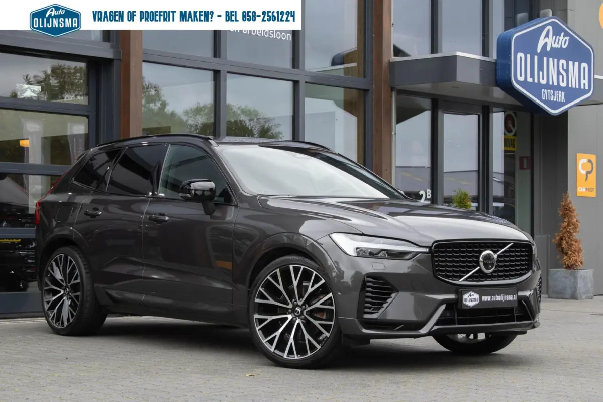 2.0 T6 PHEV AWD R-Design|360 Camera|Trekhaak|Harmann|HUD|Stoel+Stuurverwarming|