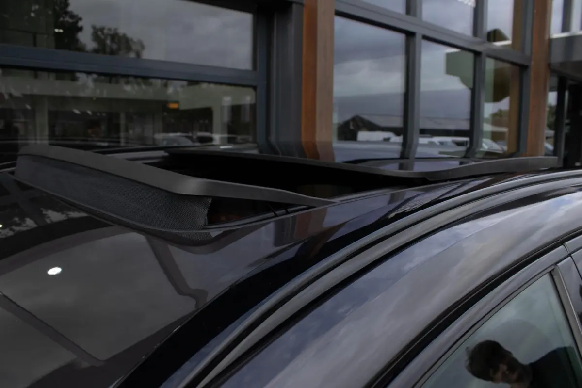 2.0 T6 PHEV AWD R-Design|360 Camera|Trekhaak|Harmann|HUD|Stoel+Stuurverwarming|