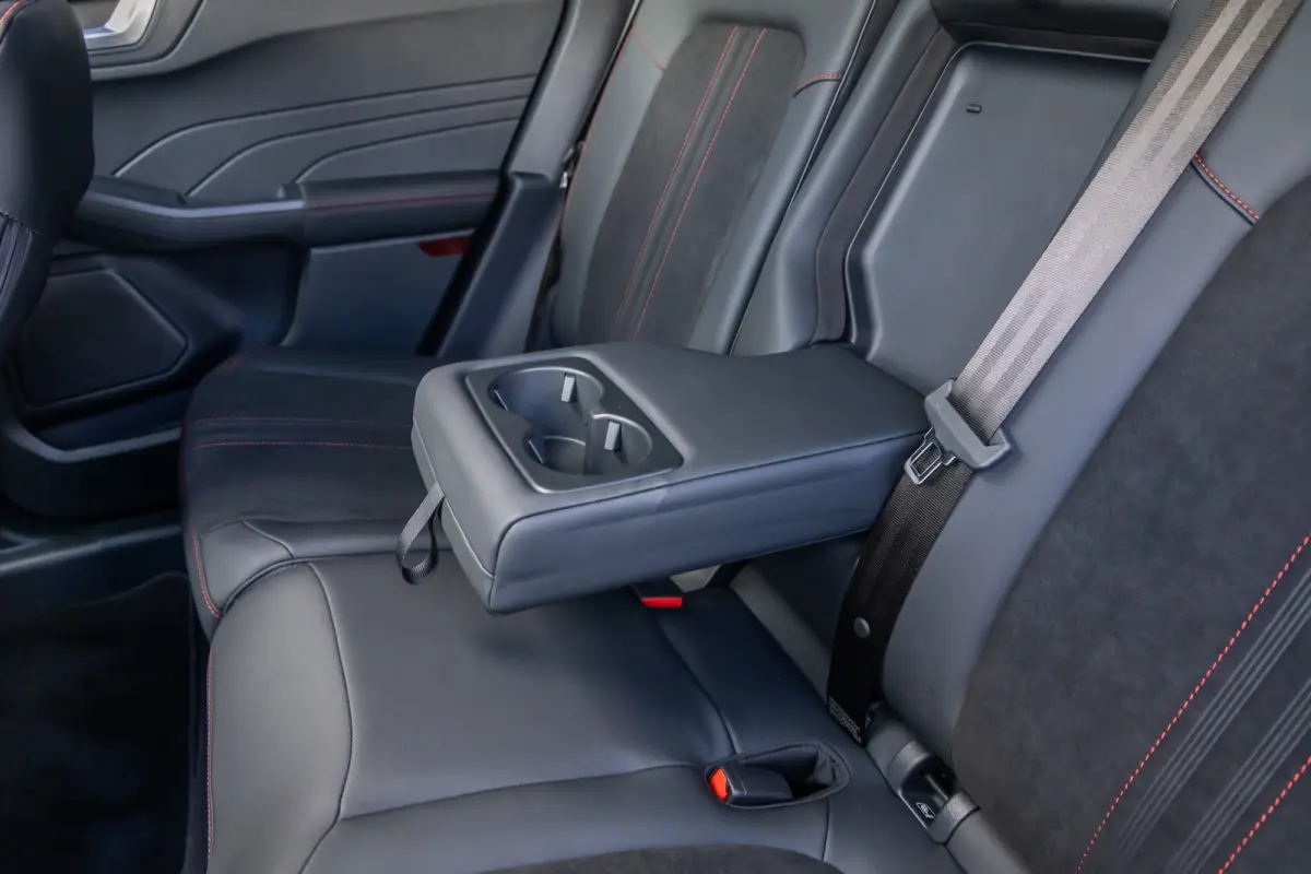 2.5 PHEV ST-Line X | Demo | Pano | Adaptive Cruise | Trekhaak Elek | Panoramadak Elek. | Elektrisch verstelbare stoel(en) | Winterpack | Velegn 20" | Keyless Entry | 360 Camera | | Achteruit