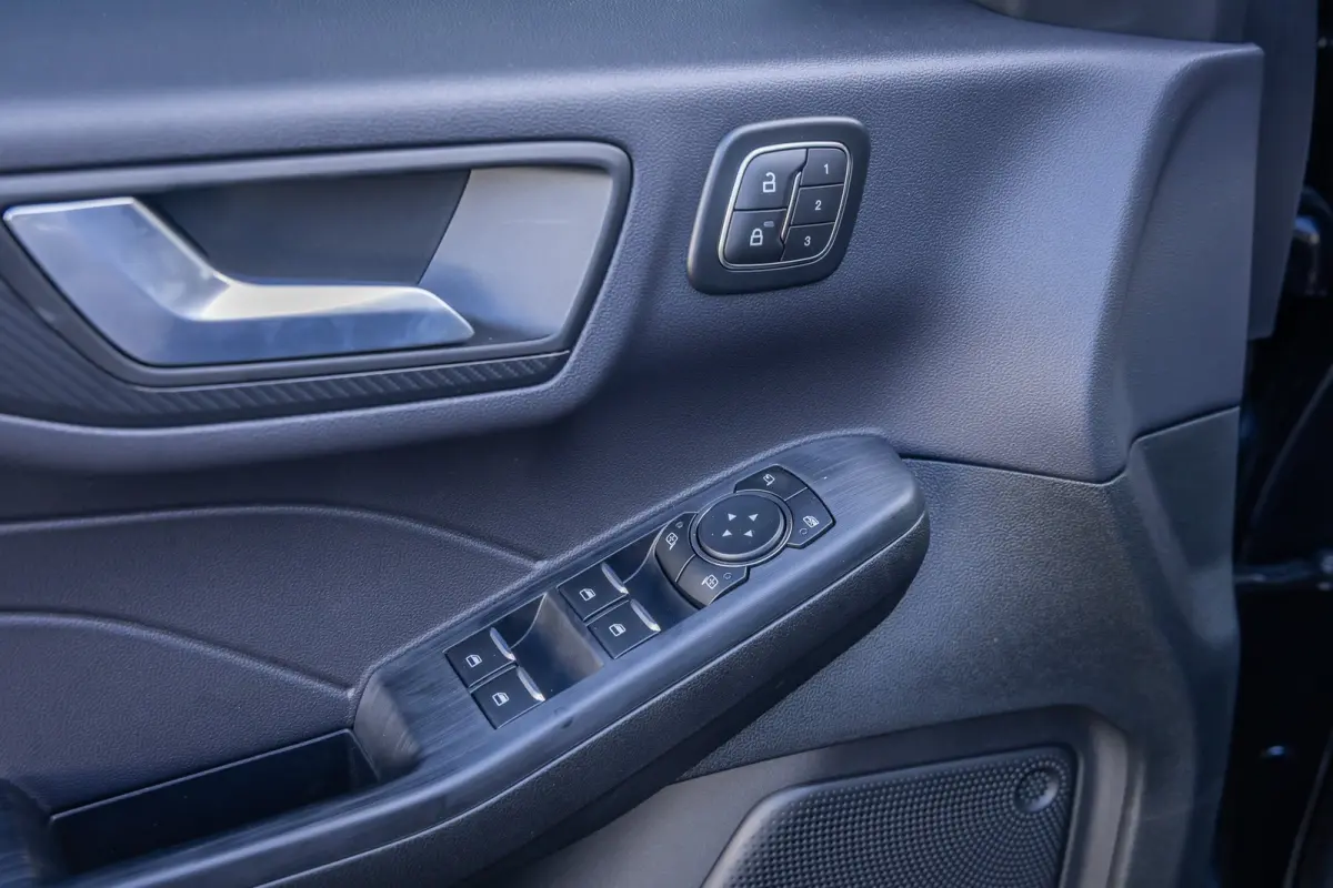 2.5 PHEV ST-Line X | Demo | Pano | Adaptive Cruise | Trekhaak Elek | Panoramadak Elek. | Elektrisch verstelbare stoel(en) | Winterpack | Velegn 20" | Keyless Entry | 360 Camera | | Achteruit