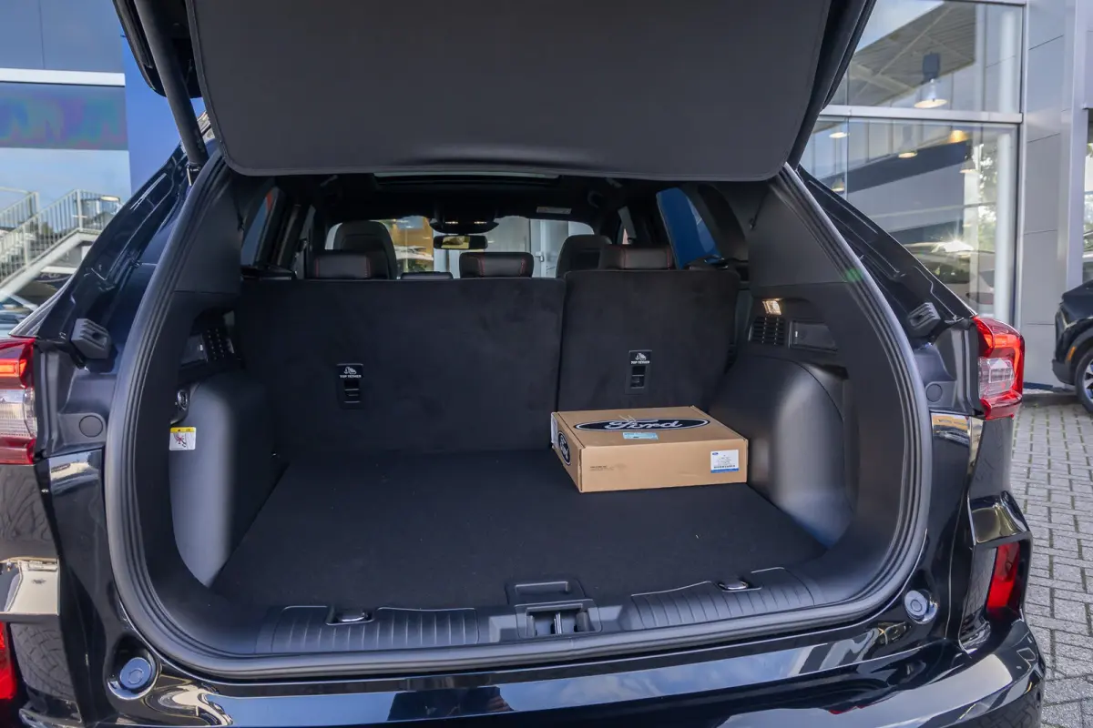 2.5 PHEV ST-Line X | Demo | Pano | Adaptive Cruise | Trekhaak Elek | Panoramadak Elek. | Elektrisch verstelbare stoel(en) | Winterpack | Velegn 20" | Keyless Entry | 360 Camera | | Achteruit