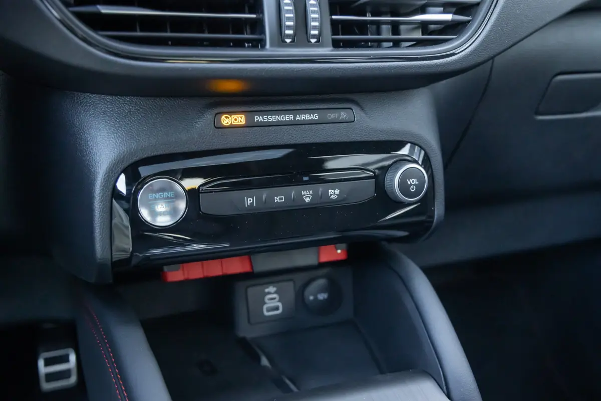 2.5 PHEV ST-Line X | Demo | Pano | Adaptive Cruise | Trekhaak Elek | Panoramadak Elek. | Elektrisch verstelbare stoel(en) | Winterpack | Velegn 20" | Keyless Entry | 360 Camera | | Achteruit
