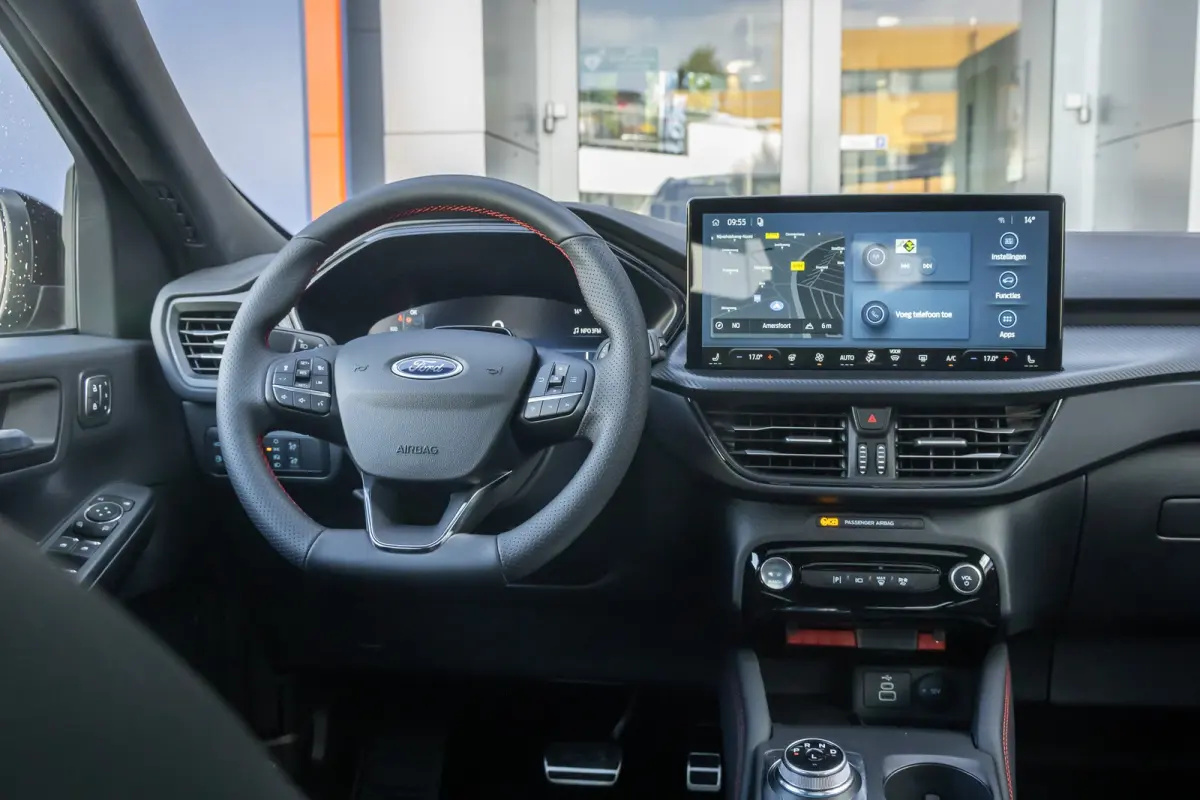 2.5 PHEV ST-Line X | Demo | Pano | Adaptive Cruise | Trekhaak Elek | Panoramadak Elek. | Elektrisch verstelbare stoel(en) | Winterpack | Velegn 20" | Keyless Entry | 360 Camera | | Achteruit