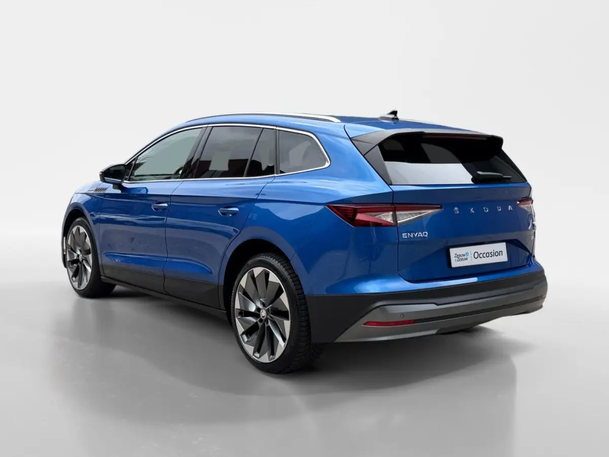 80 | Elektrisch verstelbare stoelen incl. geheugenfunctie | Stoel- en stuurverwarming | Elektrisch bedienbare achterklep | Lederen bekleding | Achteruitrijcamera | Parkeersensoren voor- en a