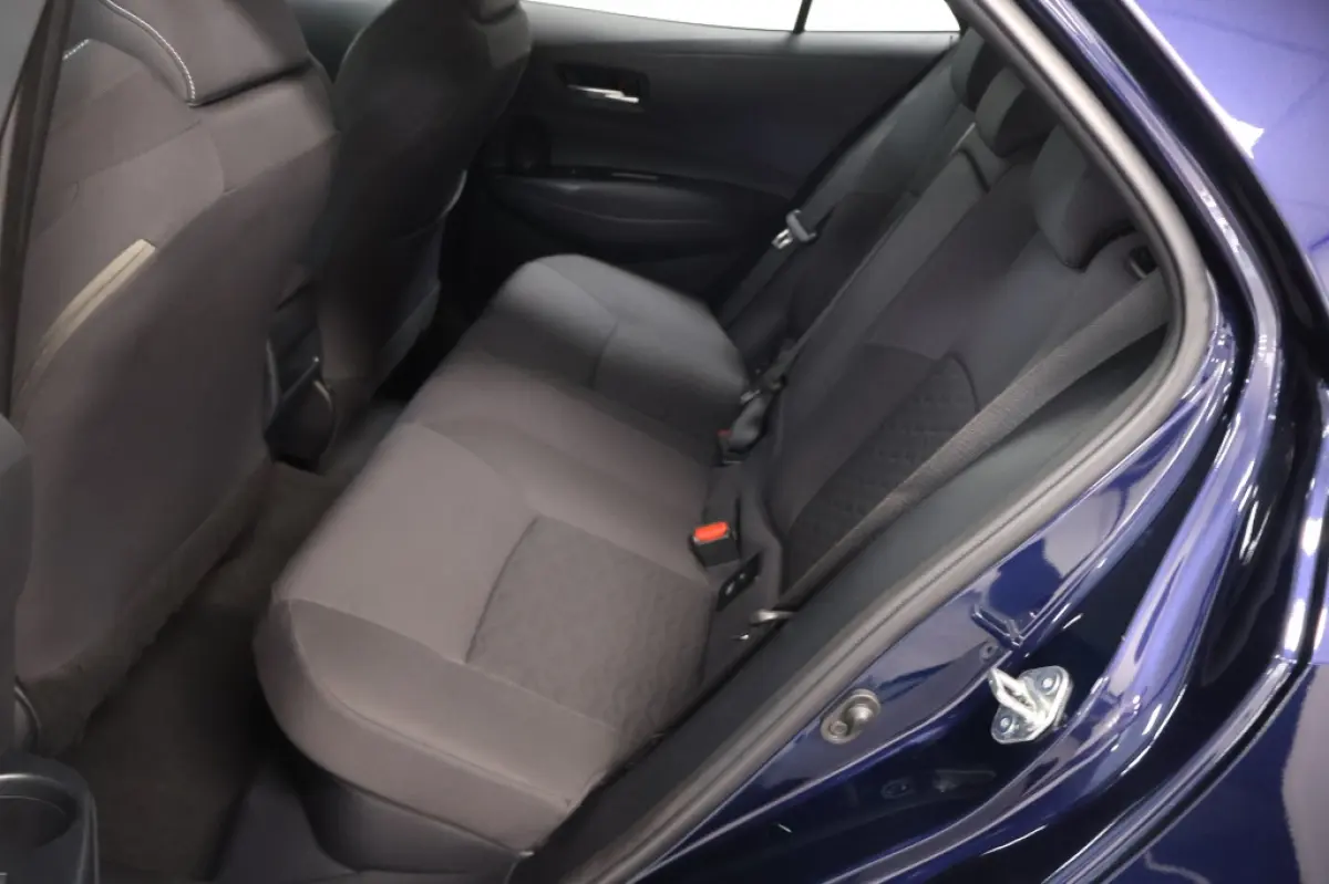 1.8 Hybrid Active | Verwarmde stoelen | Trekhaak