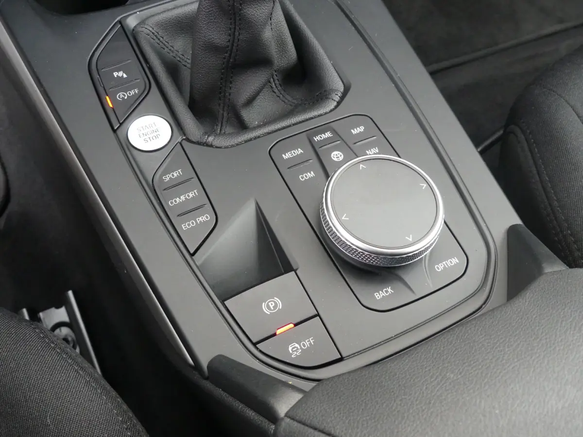 118i Business Edition