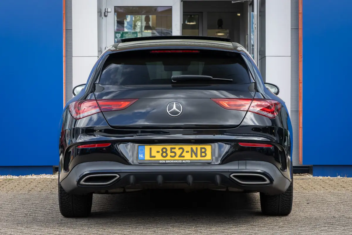 180 Business Solution AMG | Panoramadak | Stoelverwarming | Apple Carplay/Android Auto | Elektrische Achterklep | Camera