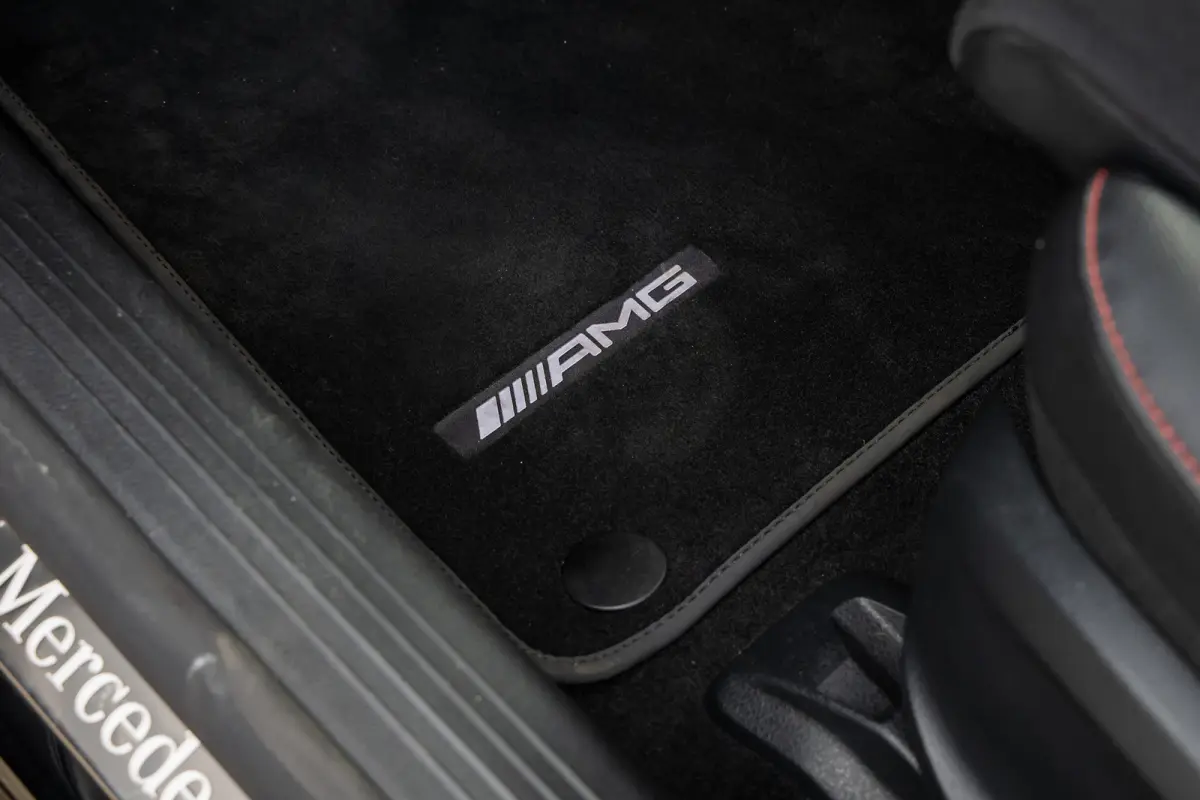 180 Business Solution AMG | Panoramadak | Stoelverwarming | Apple Carplay/Android Auto | Elektrische Achterklep | Camera