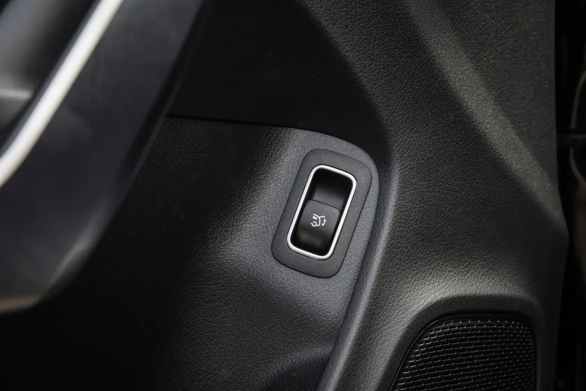 180 Business Solution AMG | Panoramadak | Stoelverwarming | Apple Carplay/Android Auto | Elektrische Achterklep | Camera