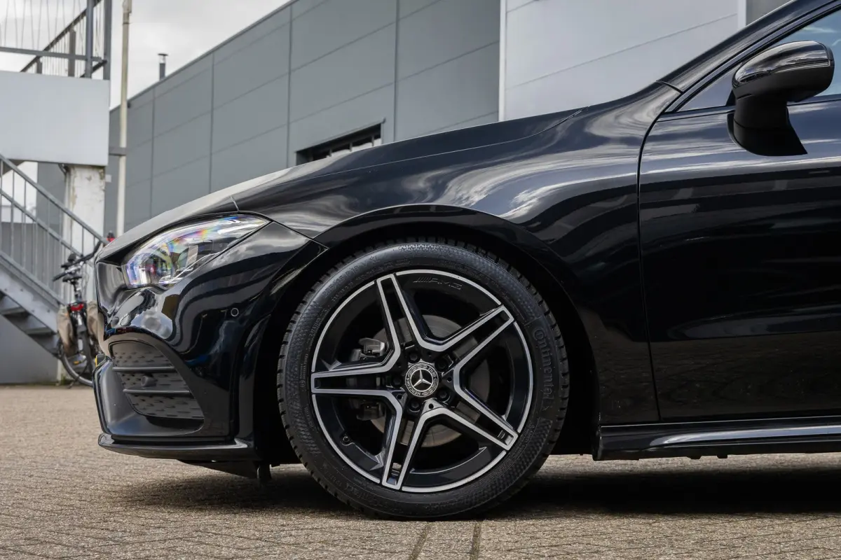 180 Business Solution AMG | Panoramadak | Stoelverwarming | Apple Carplay/Android Auto | Elektrische Achterklep | Camera