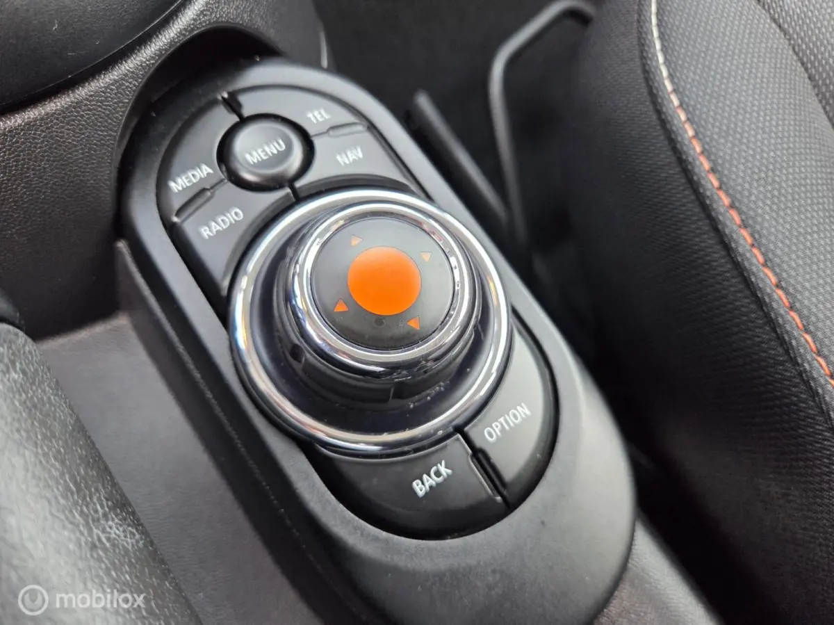 1.5 Cooper Business 5DRS/Nav/Xenon/Led