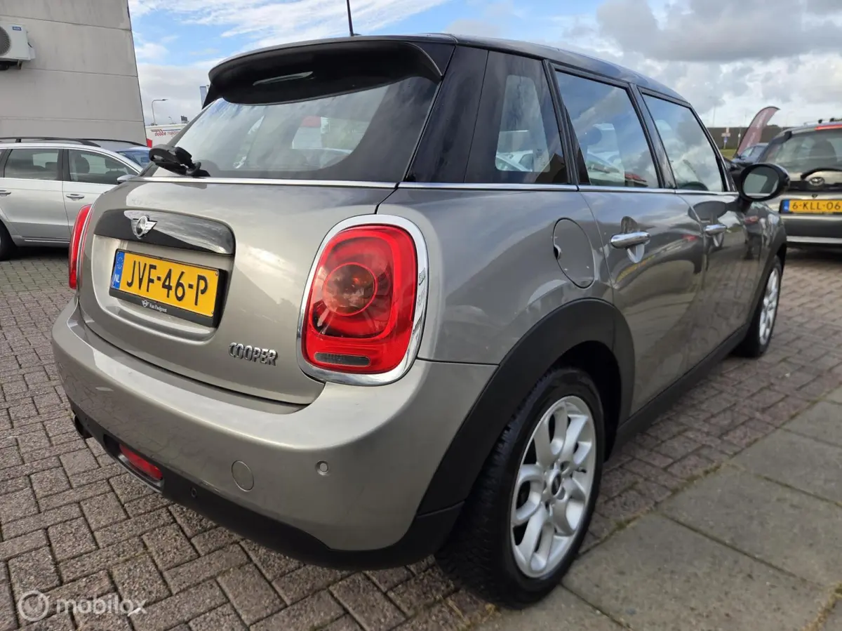 1.5 Cooper Business 5DRS/Nav/Xenon/Led