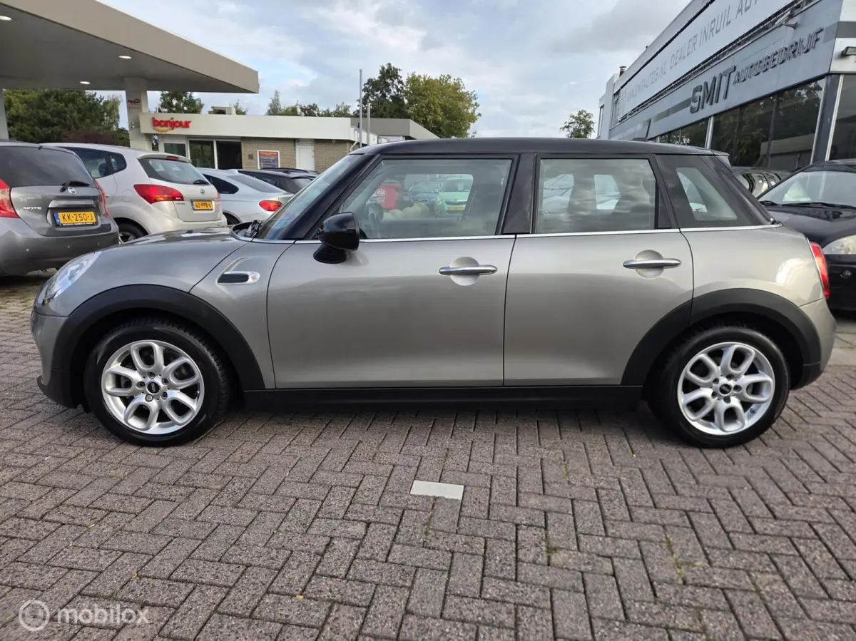 1.5 Cooper Business 5DRS/Nav/Xenon/Led