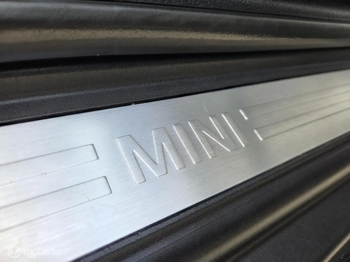 1.5 Cooper Business 5DRS/Nav/Xenon/Led