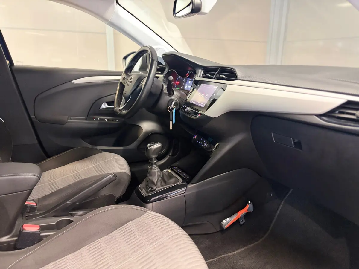 Edition 1.2Turbo 100pk | Carplay | Parkpilot | Airco | Trekhaak |