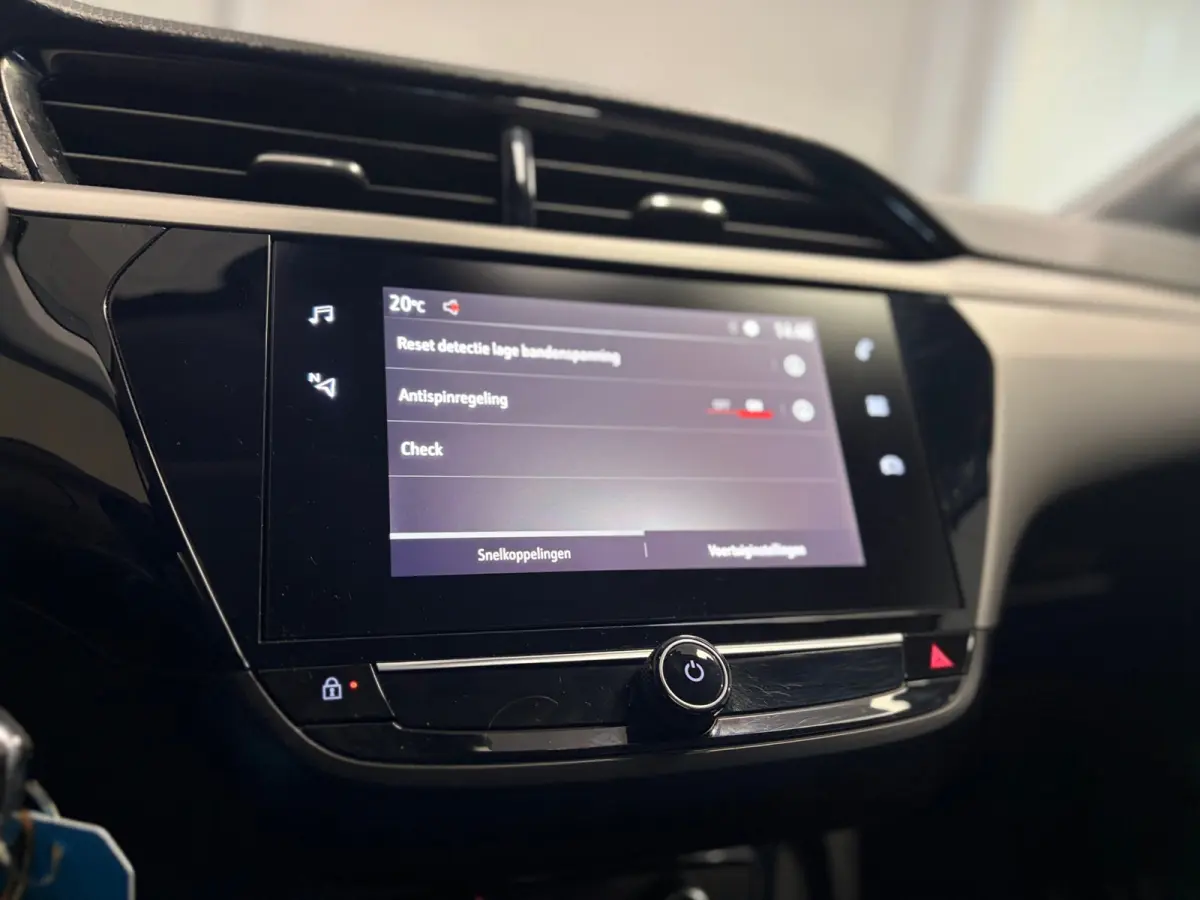 Edition 1.2Turbo 100pk | Carplay | Parkpilot | Airco | Trekhaak |