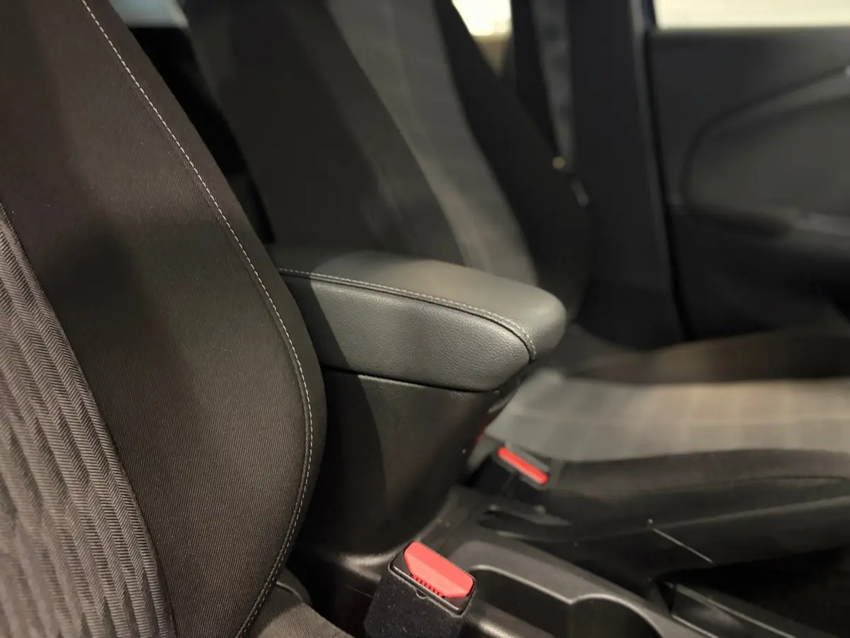 Edition 1.2Turbo 100pk | Carplay | Parkpilot | Airco | Trekhaak |
