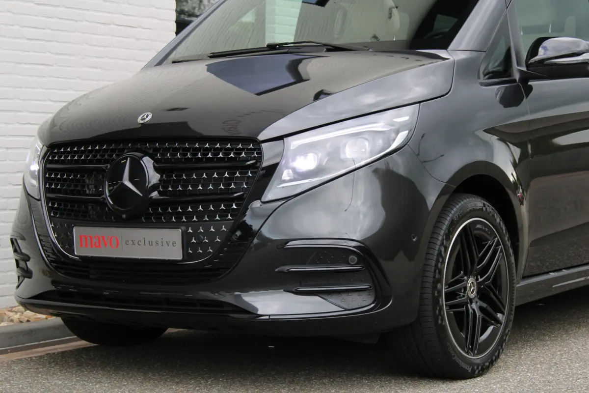 300d / AMG / Exclusive / 4-Matic / 7-Pers / Pano / Luchtv / Elec Stoel voor+achter / Burmester / Vol Opties / NIEUWSTAAT