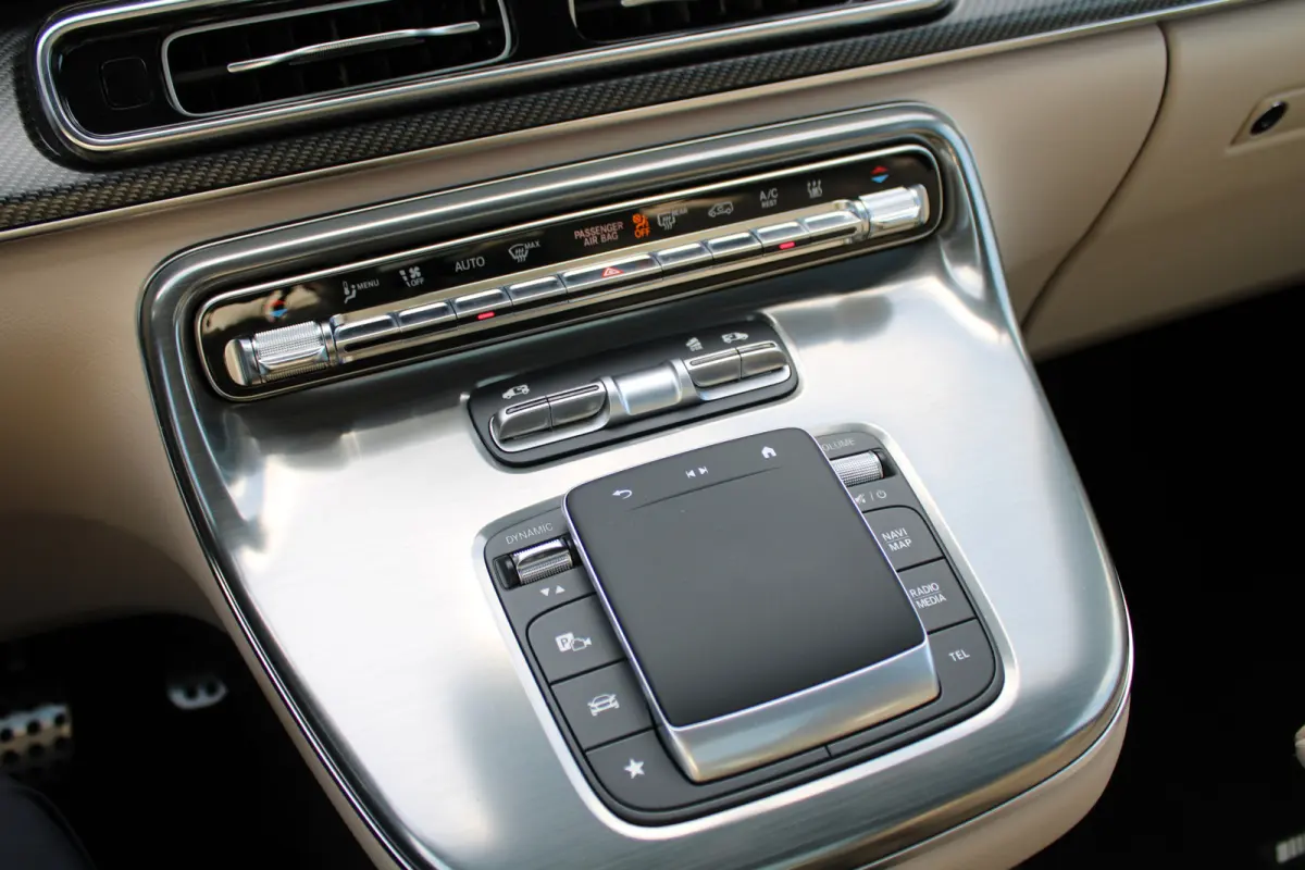 300d / AMG / Exclusive / 4-Matic / 7-Pers / Pano / Luchtv / Elec Stoel voor+achter / Burmester / Vol Opties / NIEUWSTAAT