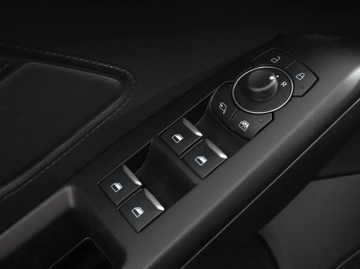 1.0 EcoBoost 155pk Hybrid Active X Navigatie Apple CarPlay Android Auto Camera Parkeerhulp Adaptive Cruise Control B&O Climate Control Lichtmetalen velgen