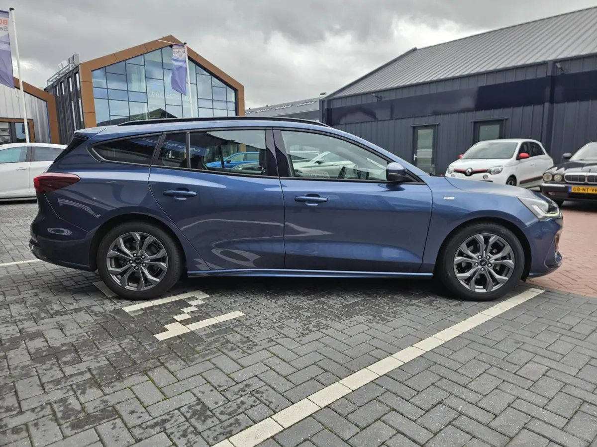 1.0 EcoBoost Hybrid ST Line X NIEUWSTAAT!