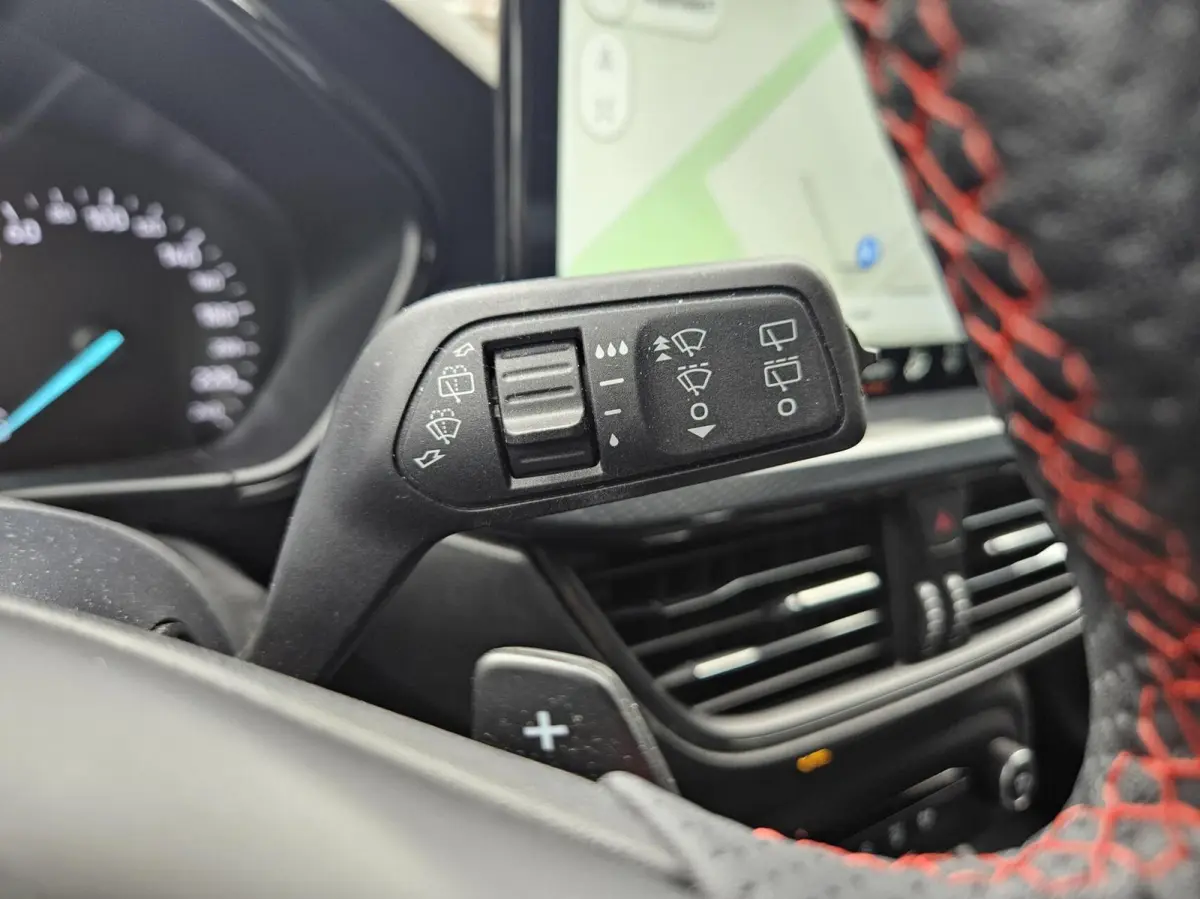 1.0 EcoBoost Hybrid ST Line X NIEUWSTAAT!