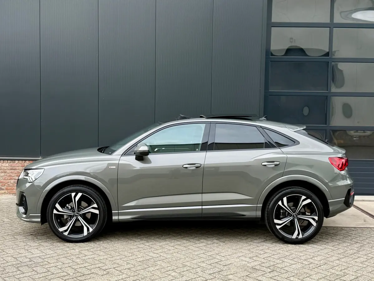 35 TFSI S-Line 150 pk Blackstyle/pano/Camera/sfeerverlichting