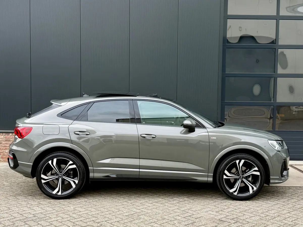 35 TFSI S-Line 150 pk Blackstyle/pano/Camera/sfeerverlichting