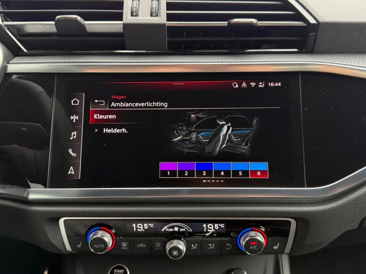 35 TFSI S-Line 150 pk Blackstyle/pano/Camera/sfeerverlichting