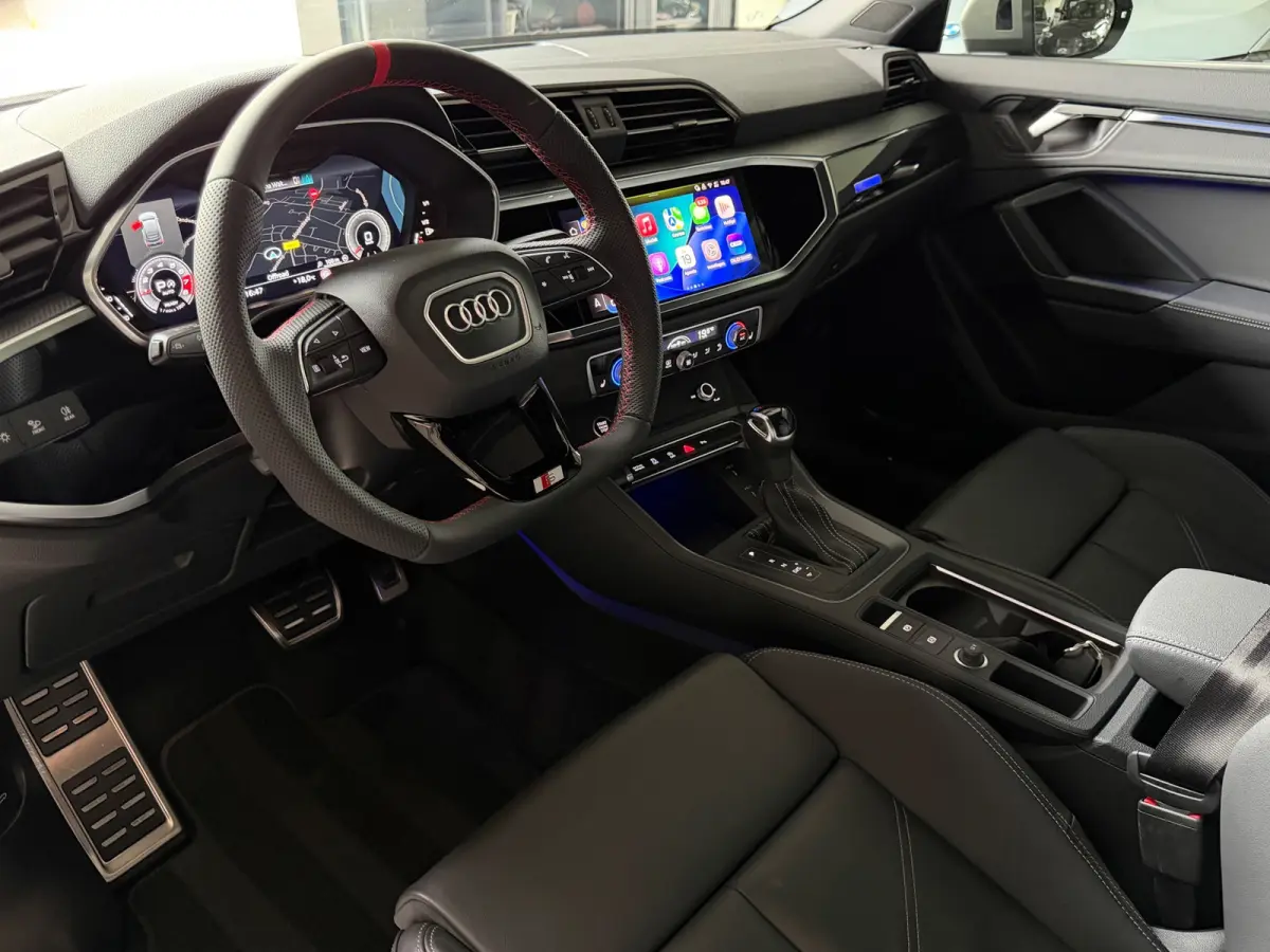 35 TFSI S-Line 150 pk Blackstyle/pano/Camera/sfeerverlichting