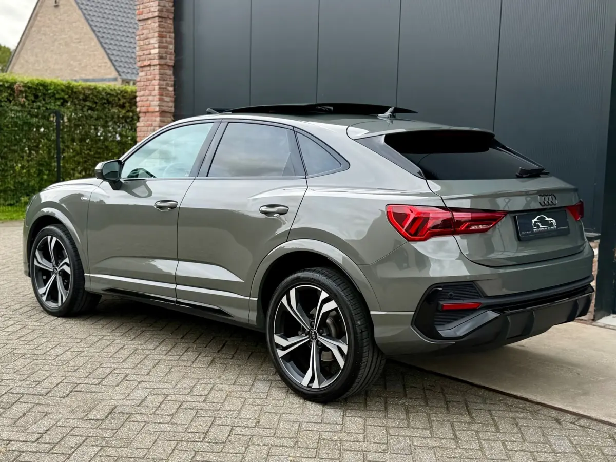 35 TFSI S-Line 150 pk Blackstyle/pano/Camera/sfeerverlichting
