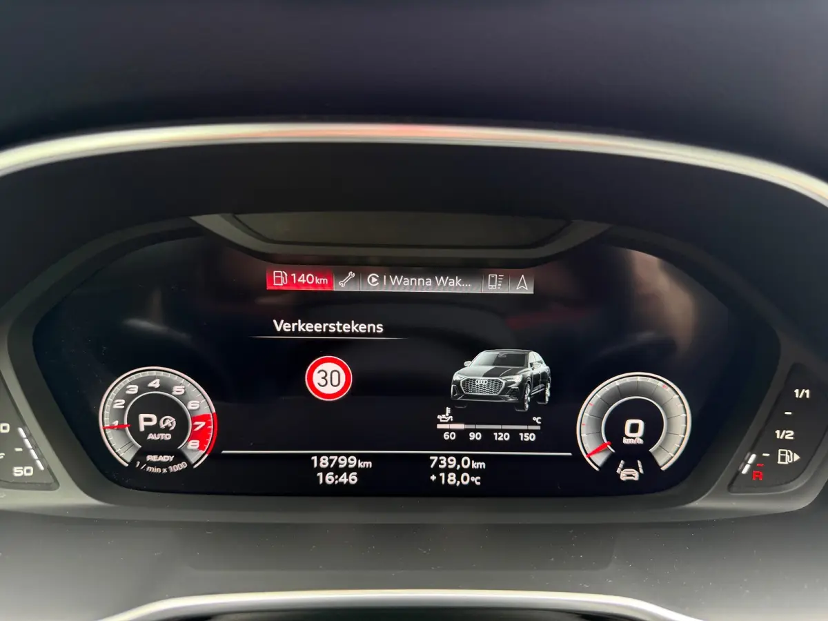 35 TFSI S-Line 150 pk Blackstyle/pano/Camera/sfeerverlichting