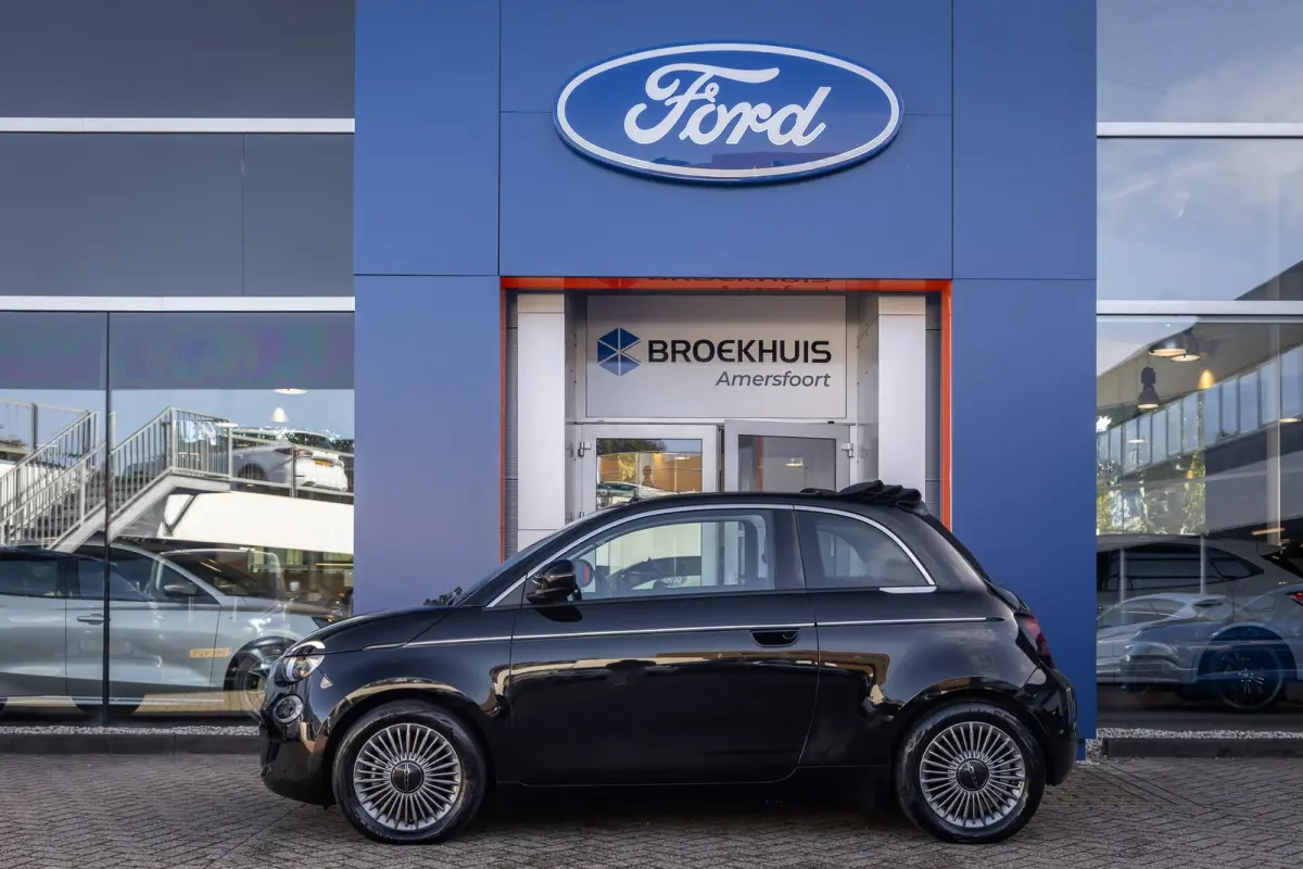 Icon 42 kWh | Camera | Apple Carplay/Android Auto | Voorstoelen verwarmd | Digitaal dashboard | Navigatiesysteem | Keyless | Achteruitrijcamera | Apple Carplay/Android Auto|telefoonintegrati