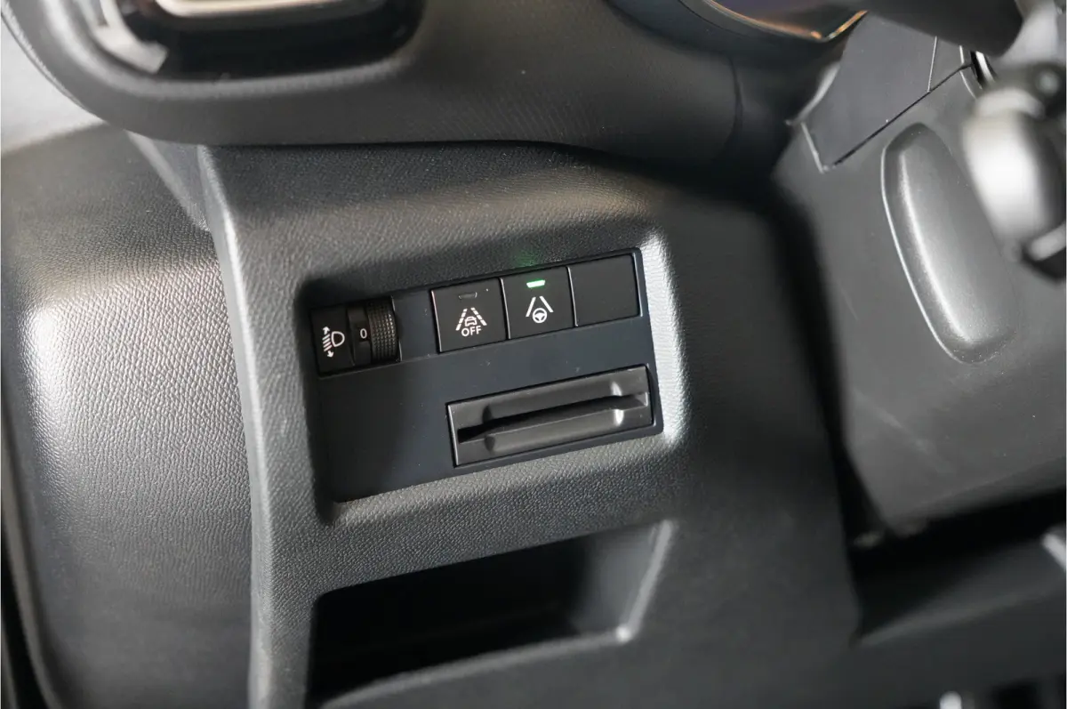 1.2 Hybrid e-DCS6 Max 145 pk MHEV | Navi | Camera | Adaptive Cruise | Apple/Android |
