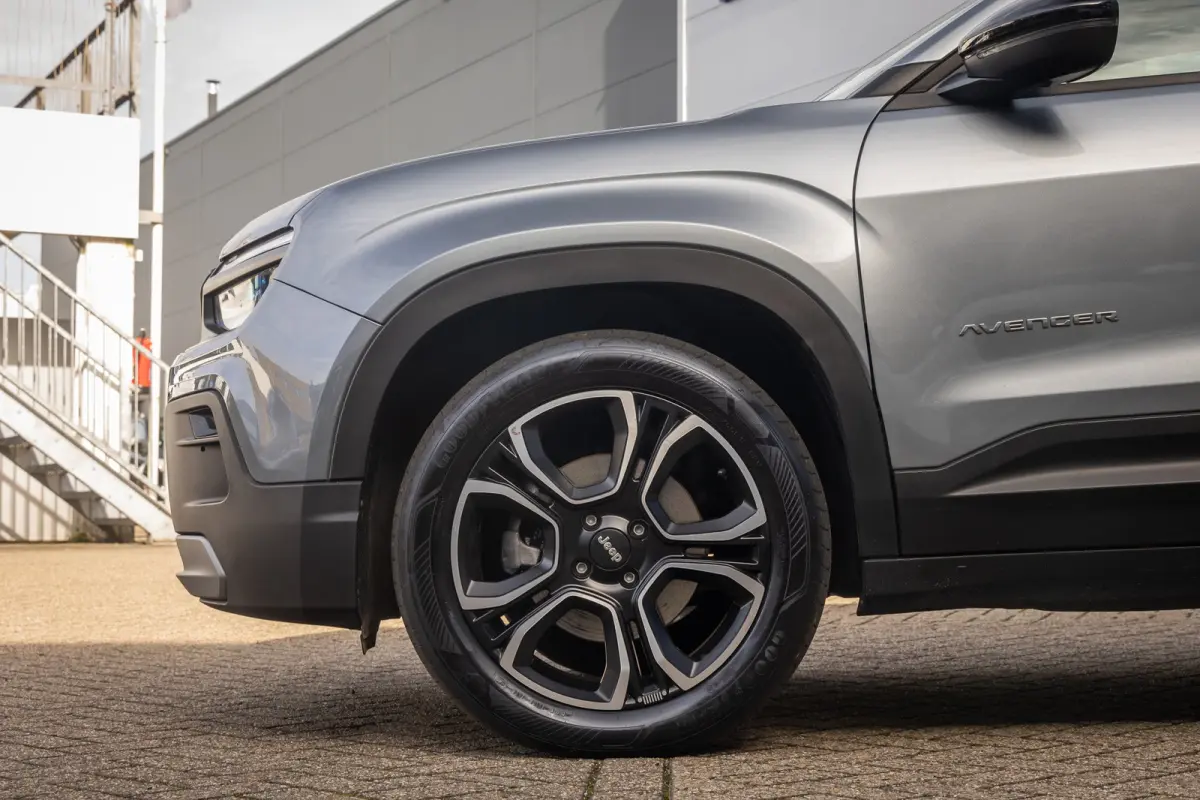 Altitude 54 kWh | Adaptive Cruise Control | Parkeersensoren achter | Full-LED koplampen | Apple Carplay/Android Auto | Apple Carplay/Android Auto|telefoonintegratie premium | Cruise control 