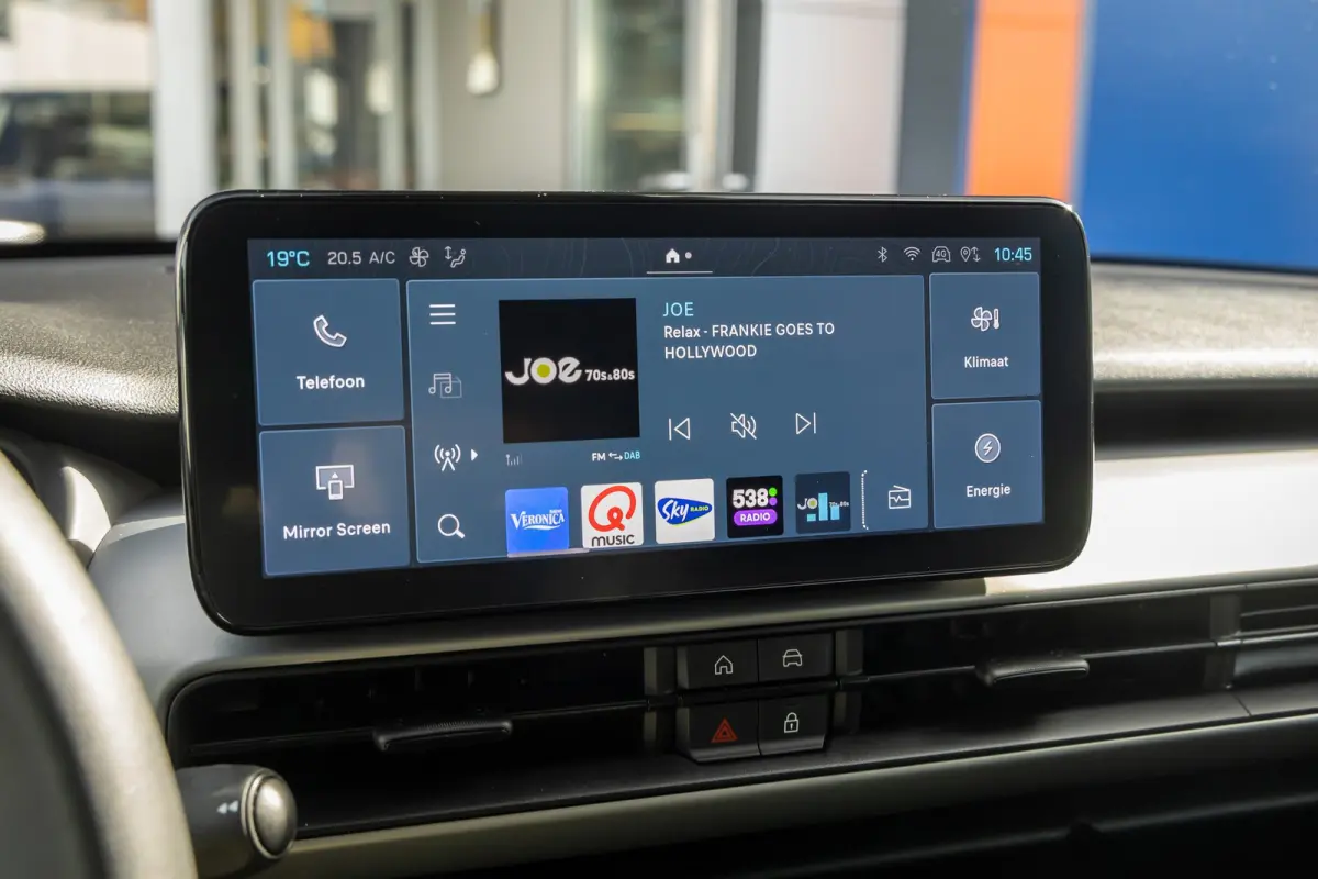 Altitude 54 kWh | Adaptive Cruise Control | Parkeersensoren achter | Full-LED koplampen | Apple Carplay/Android Auto | Apple Carplay/Android Auto|telefoonintegratie premium | Cruise control 