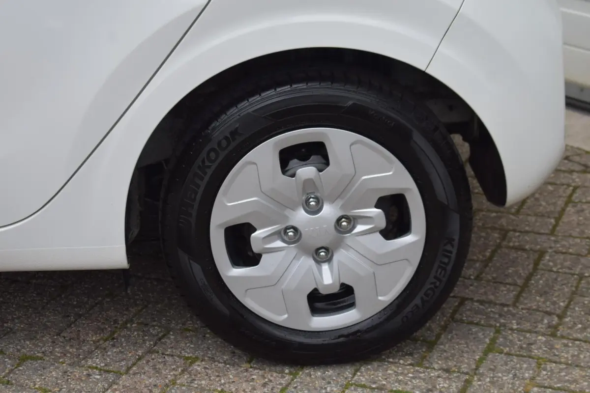1.0 MPi ComfortPlusLine | Carplay | Airco | Origineel NL |