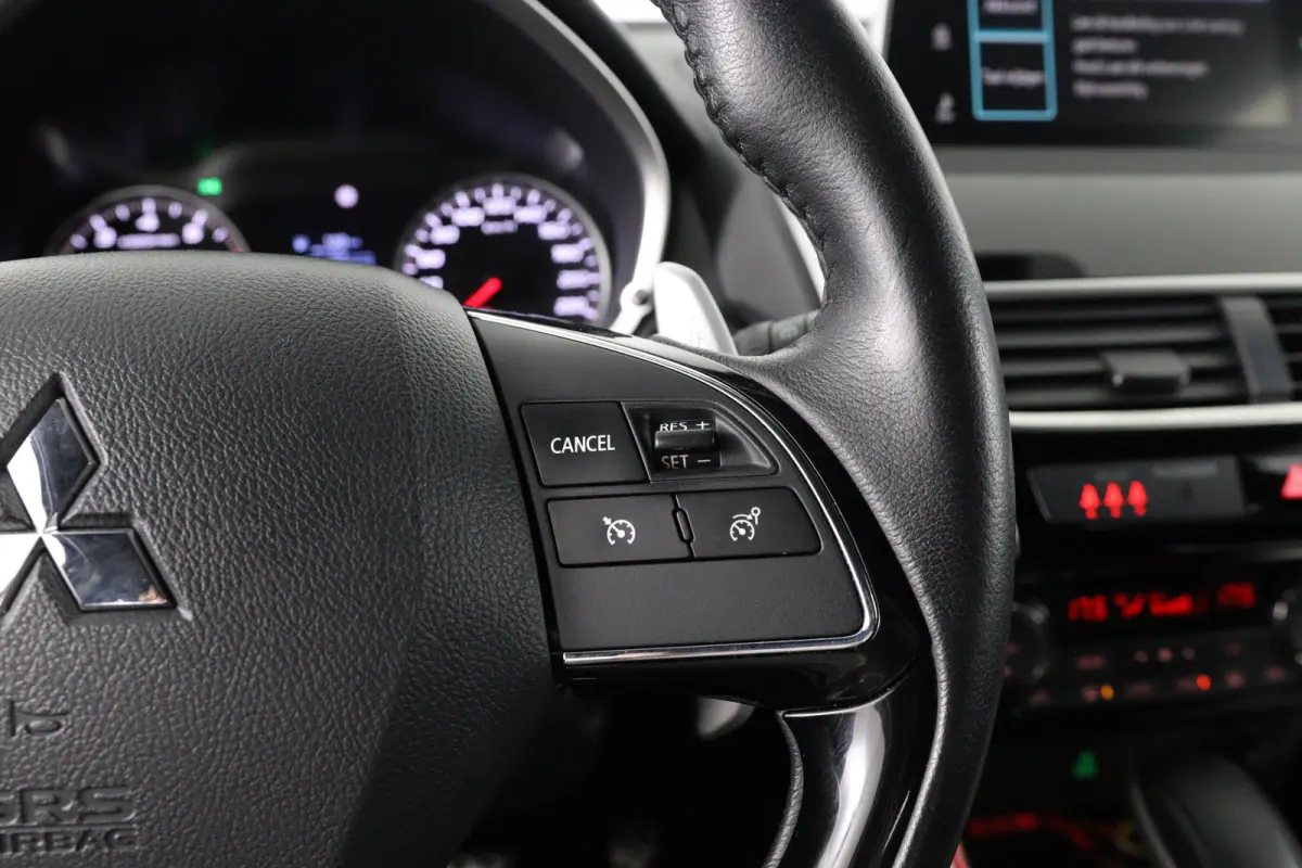 1.5 DI-T Black Edition Automaat | Trekhaak Afneembaar | 360* Camera | Stoelverwarming | Keyless | Dodehoek | Parkeersensoren Voor & Achter |