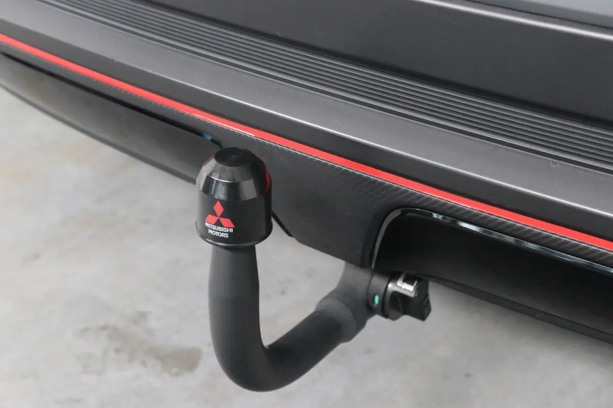 1.5 DI-T Black Edition Automaat | Trekhaak Afneembaar | 360* Camera | Stoelverwarming | Keyless | Dodehoek | Parkeersensoren Voor & Achter |