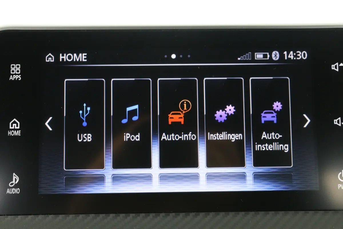 1.5 DI-T Black Edition Automaat | Trekhaak Afneembaar | 360* Camera | Stoelverwarming | Keyless | Dodehoek | Parkeersensoren Voor & Achter |